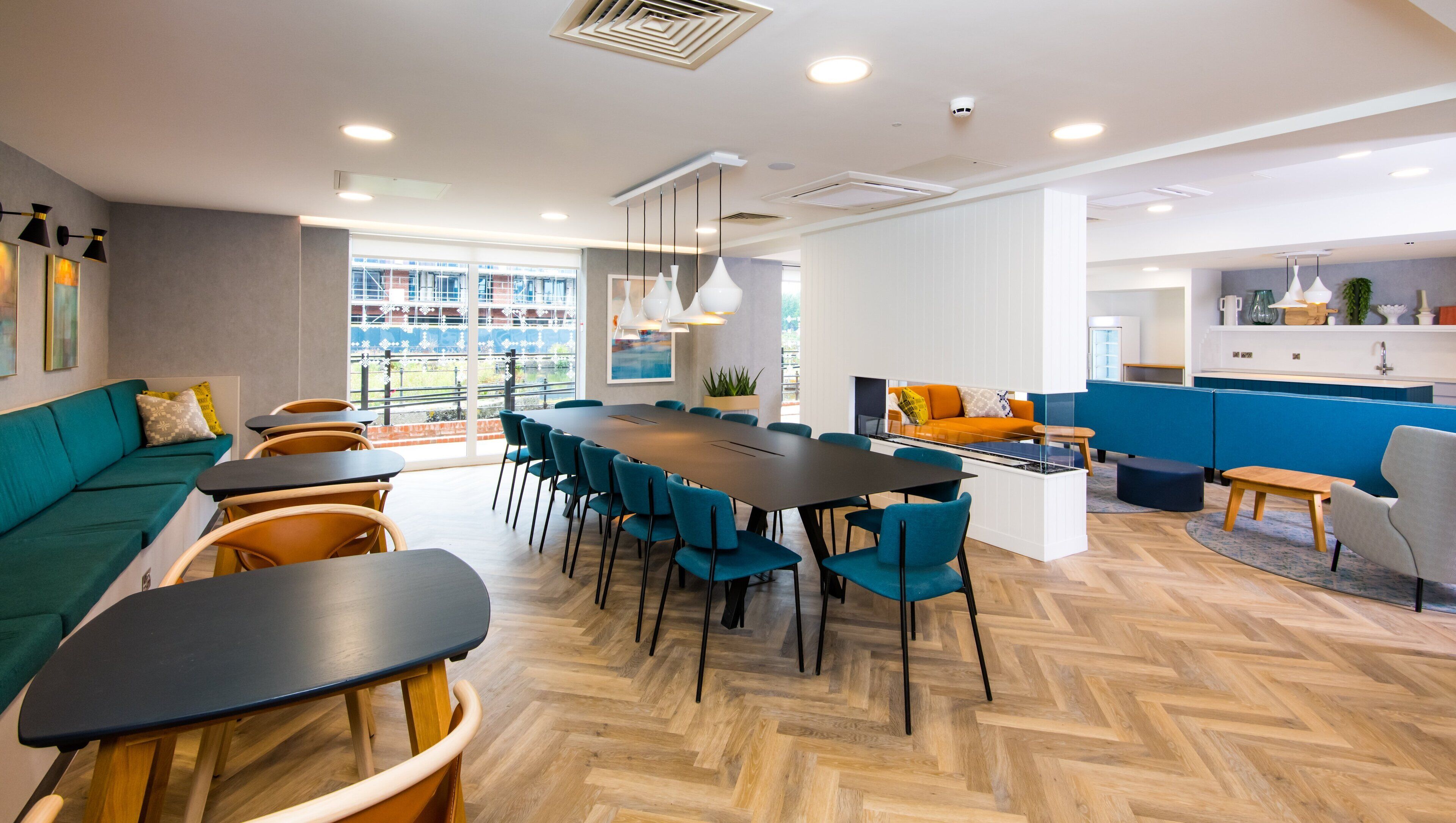 Photo - Staybridge Suites Cardiff by IHG