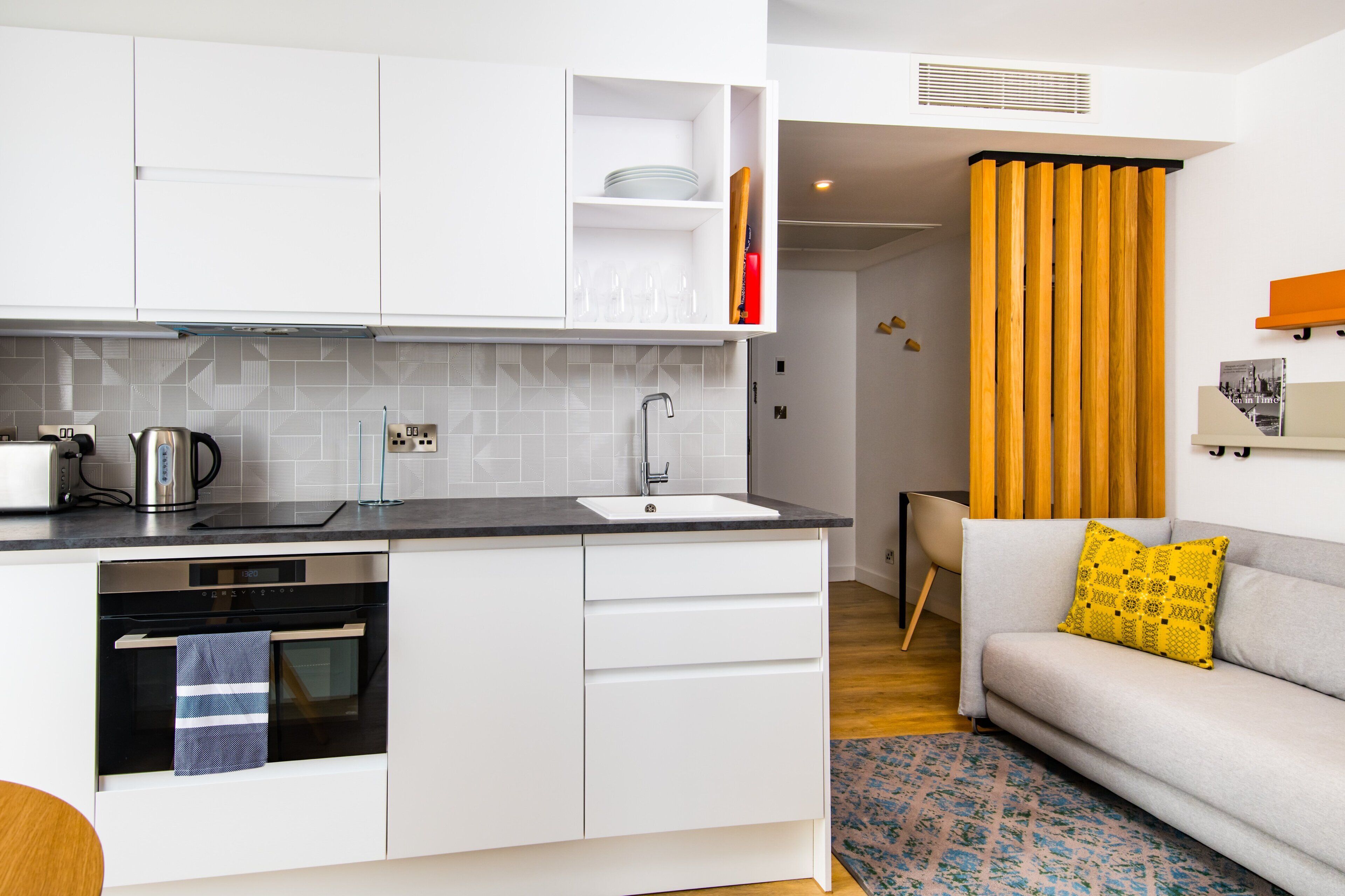 Suite, 1 Bedroom, Kitchen