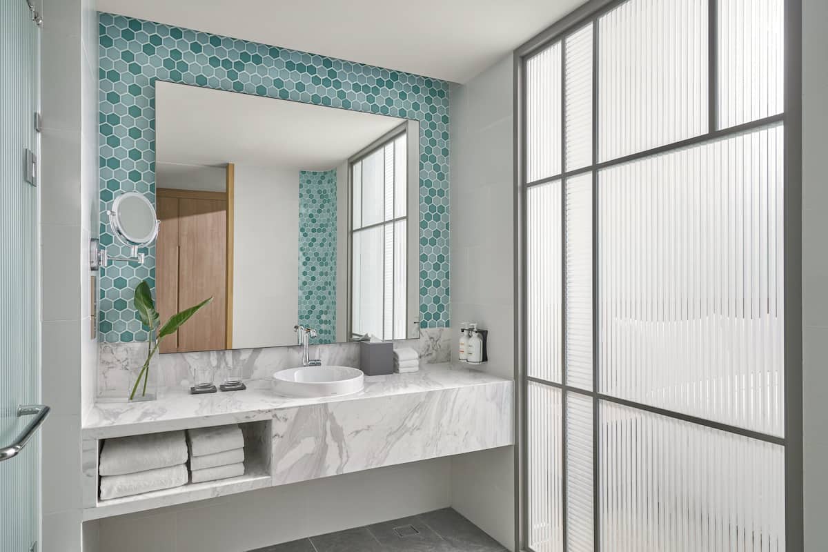 1 bedroom, minibar, in-room safe, desk