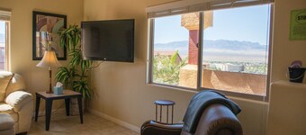 A Desert Oasis with a View - Prime Location for Golfers!