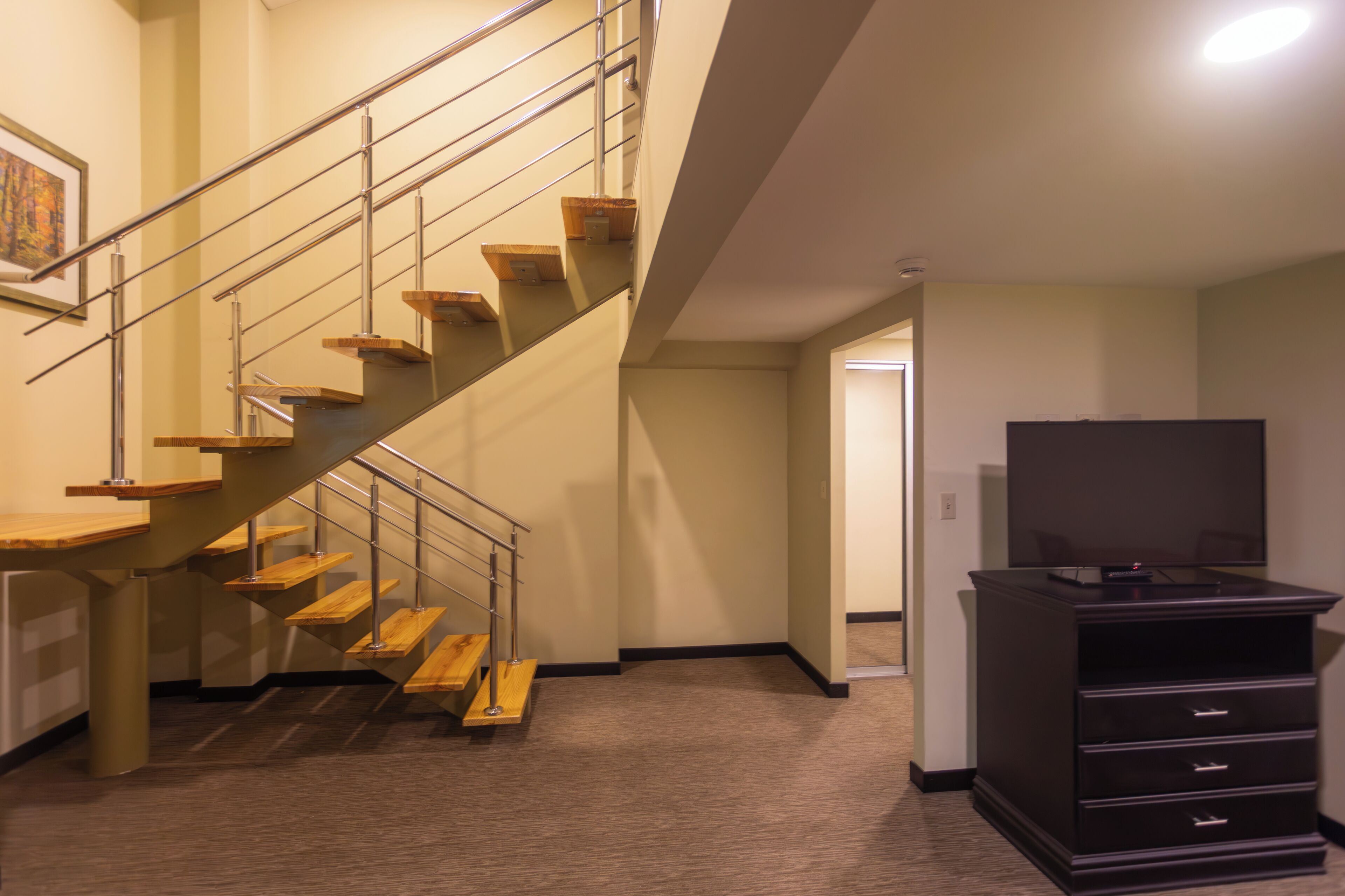 junior suite, ensuite | 1 bedroom, minibar, in-room safe, laptop workspace