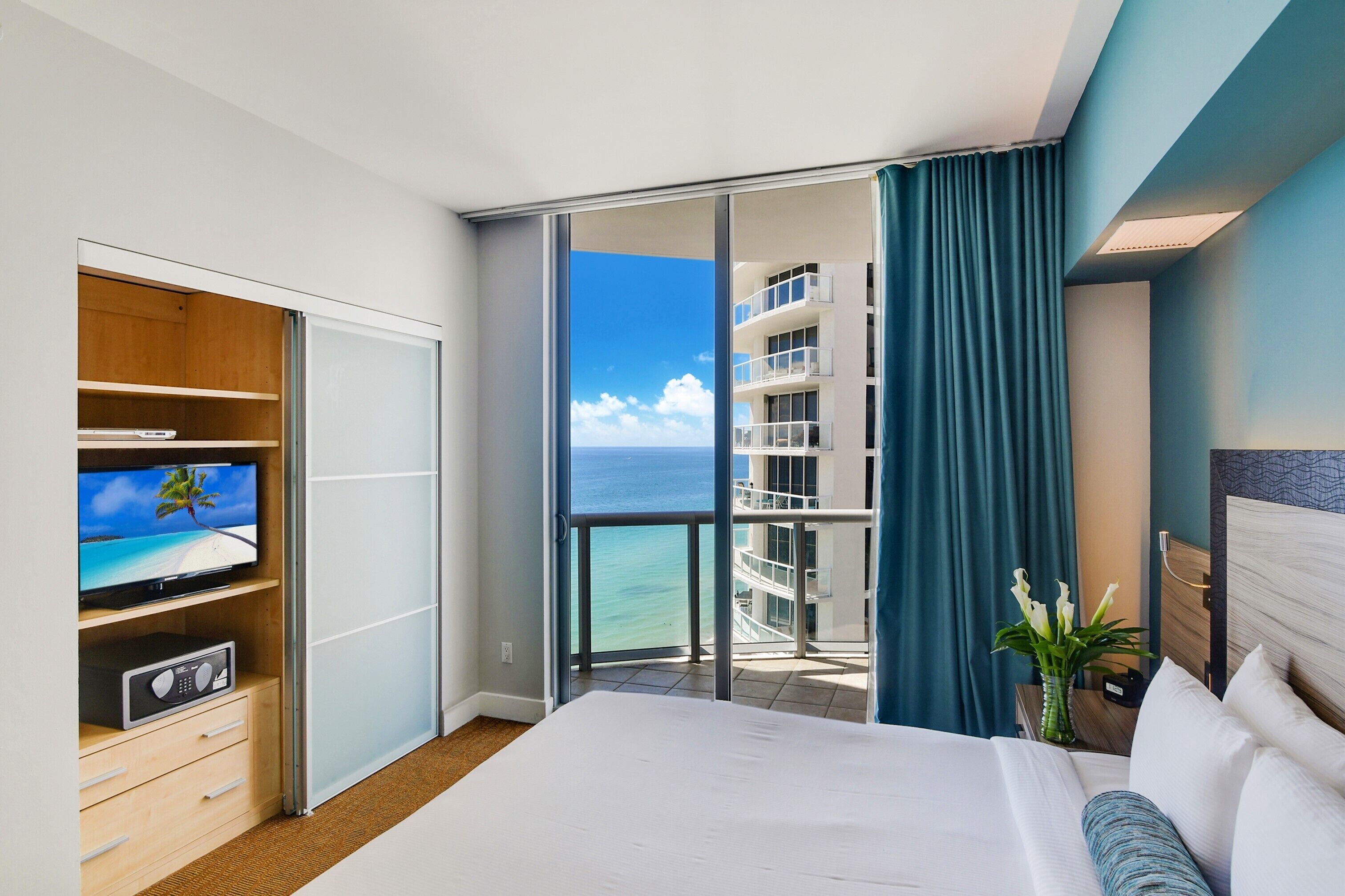 Two-Bedroom Marenas Oceanfront Apartment