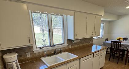 Clam Lake Access - sleeps 12. Close to Torch Lake. Between Bellaire and Alden