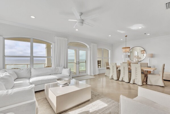 Smart TV, fireplace, computer monitors