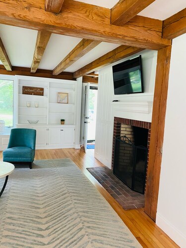 House on Quicksand Pond...close to beach