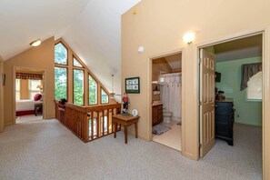 3 chambres, fer et planche à repasser, lit parapluie, Wi-Fi gratuit