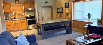 Stay In Ohiopyle, Hot tub & Pool Table - Closest to the GAP trail