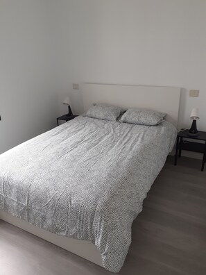 3 bedrooms, WiFi, bed sheets
