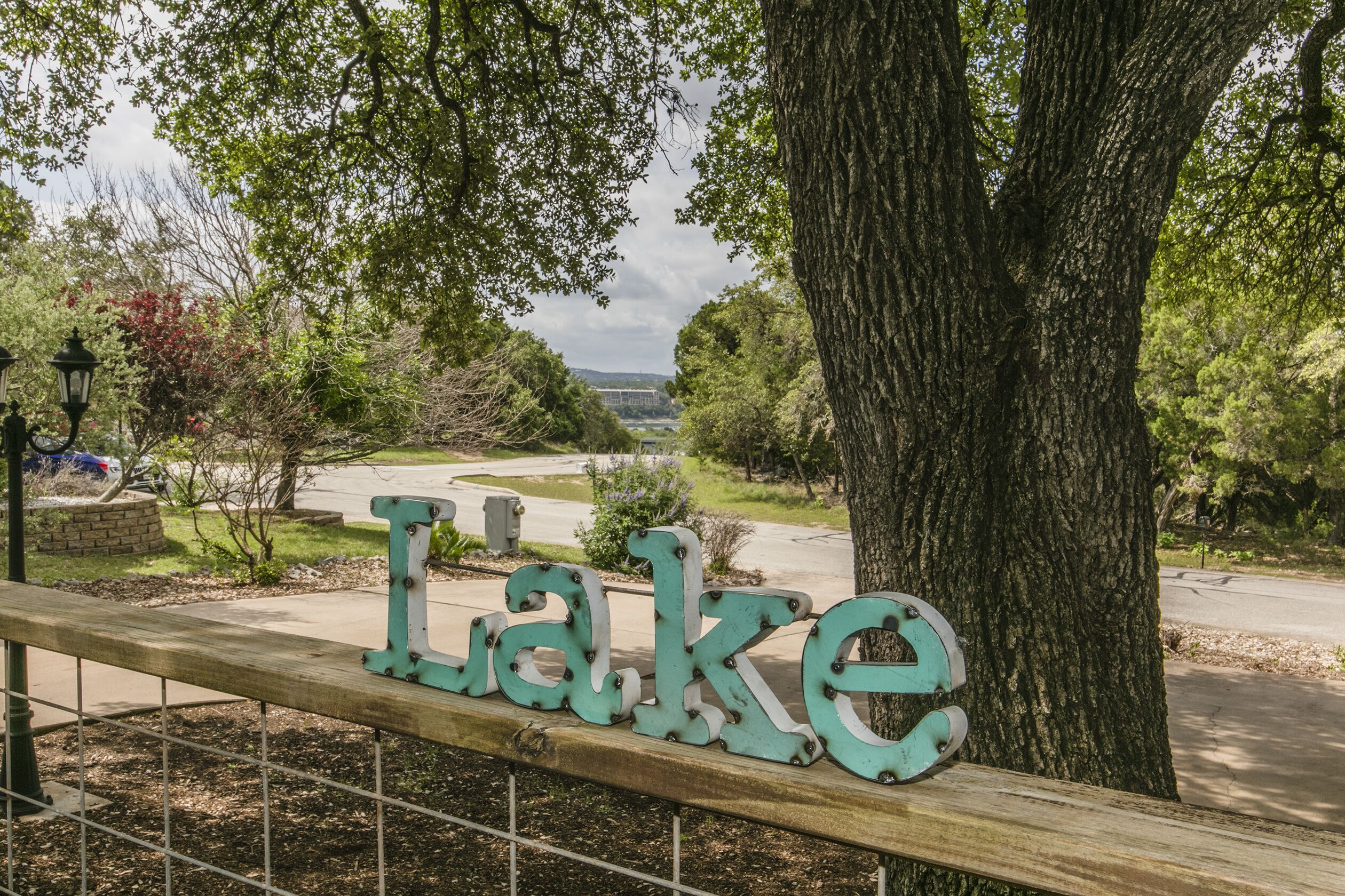 Relax at Lake Travis - Sleeps 10!