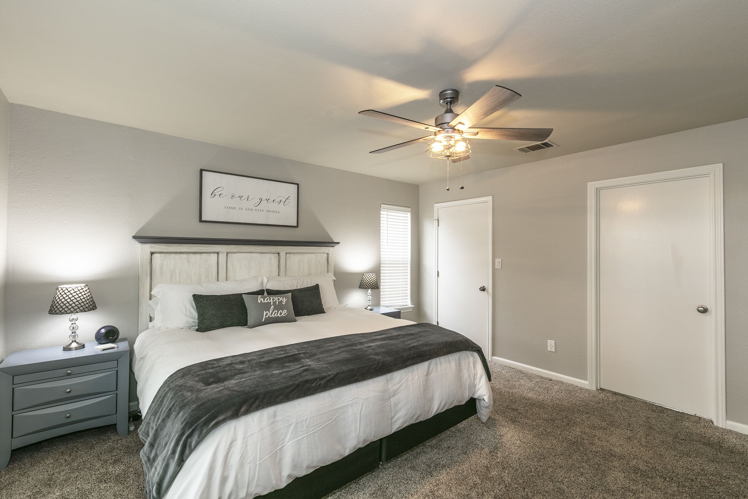 Relax at Lake Travis - Sleeps 10!