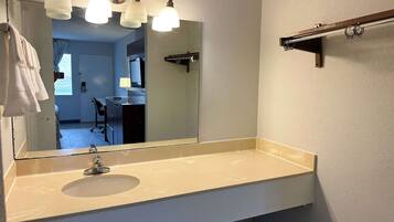 Rainfall showerhead, designer toiletries, towels