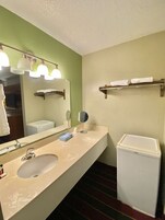 Rainfall showerhead, designer toiletries, towels