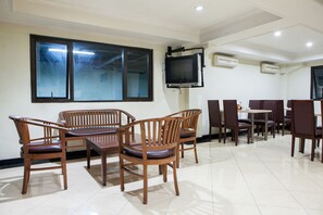 Interior - Reddoorz @ Buah Batu (Bandung)