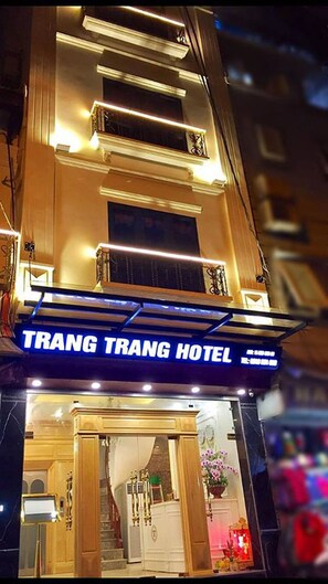 Exterior - Trang Trang Premium Hotel (Hanoi)