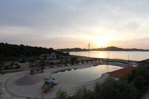 Outdoor pool - Nipah Island Resort (Batam)