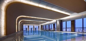 Outdoor pool - Wanda Vista Zhengzhou (Zhengzhou)