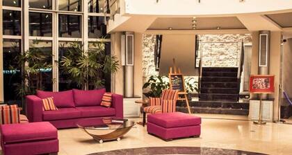 Maran Suites and Towers