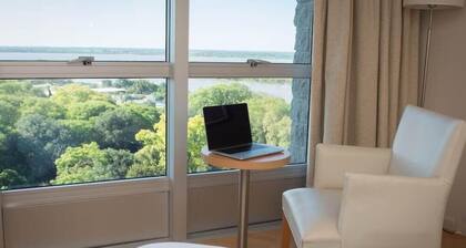 Maran Suites and Towers