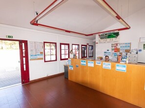 Lobby - Orbitur Sitava Milfontes Bungalows - Caravan Park - Campsite (Odemira)