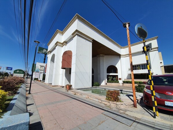 Exterior - La Estancia (León)