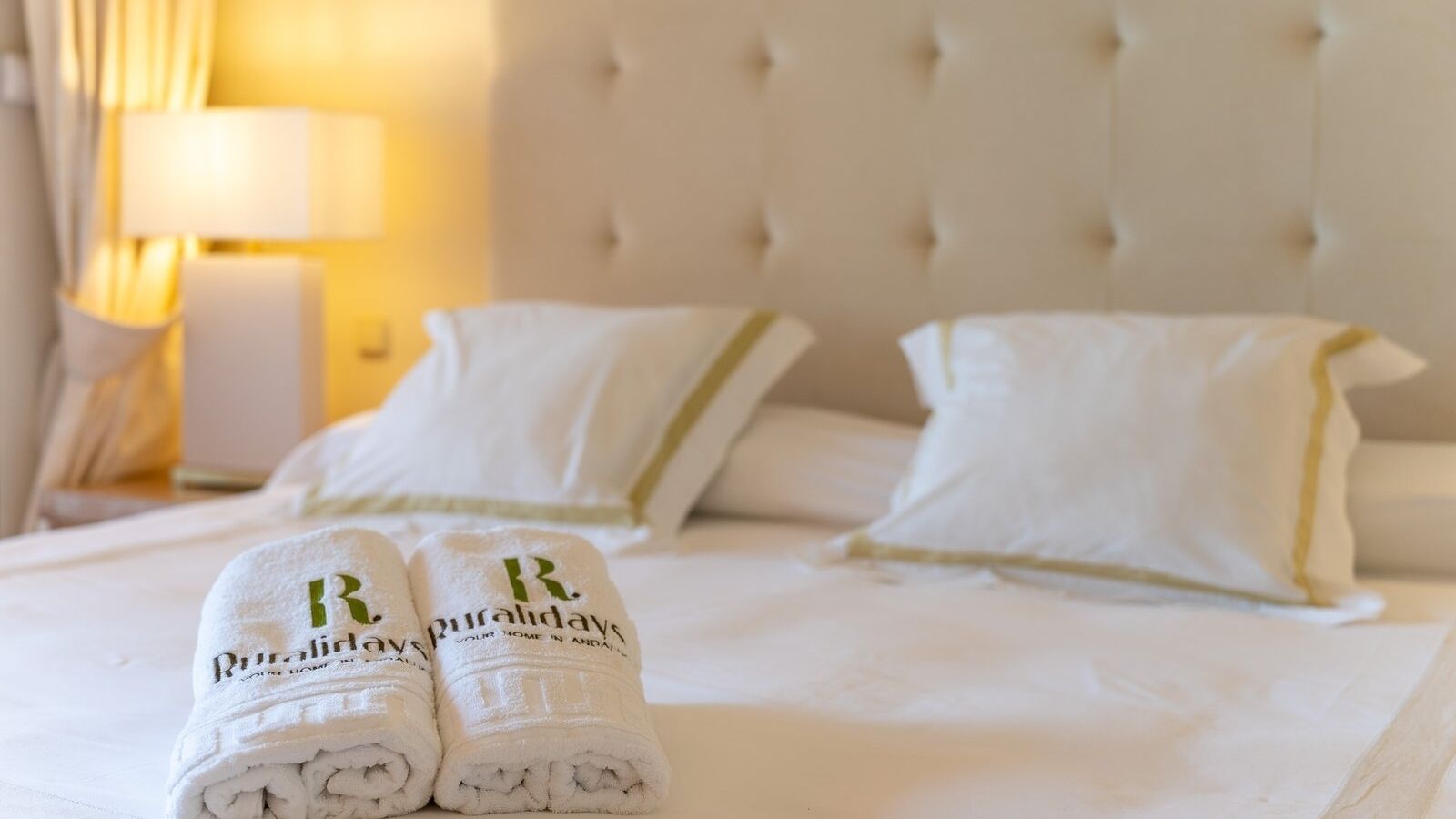 Menara Beach Estepona by Ruralidays