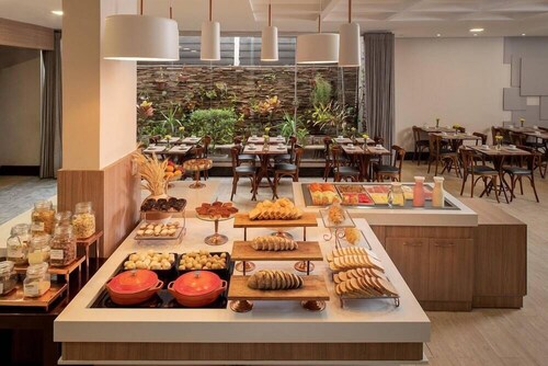 Hotel Intercity Cuiaba