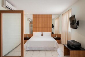 Room - Hotel Intercity Cuiaba (Cuiabá)