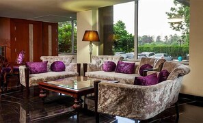 Interior - Atrio by Devam (New Delhi)