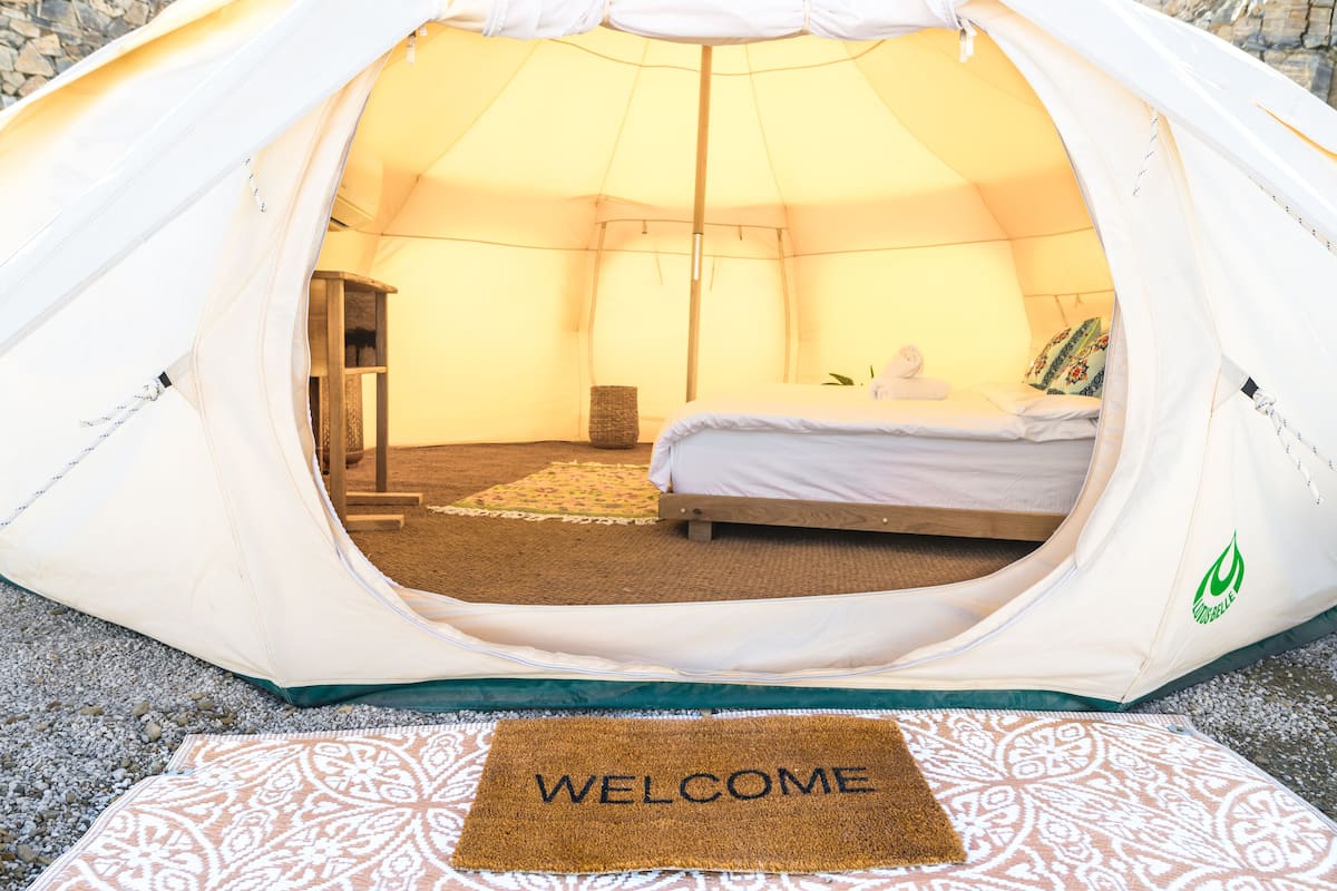 glamping standard tent | bed sheets