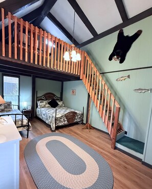 2 室のベッドルーム、デスク、アイロン / アイロン台、WiFi (無料)