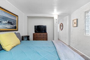 1 chambre, fer et planche Ă repasser, Wi-Fi gratuit, draps fournis