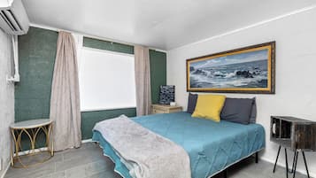 1 chambre, fer et planche à repasser, Wi-Fi gratuit, draps fournis