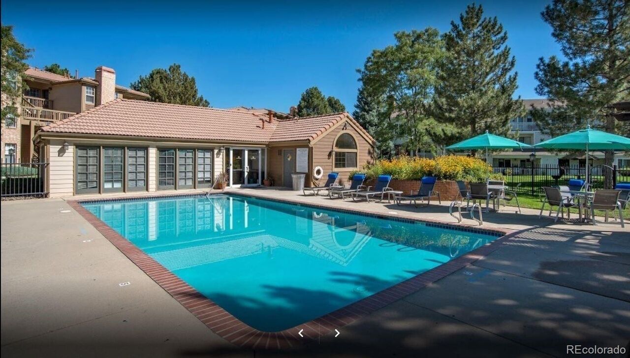 Sunny Pet friendly 2bd/2ba condo w/ pool & hot tub