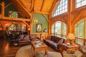 Télévision, cheminée