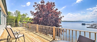 Lake Champlain Home w/ Decks, Kayaks & Fire Pit!