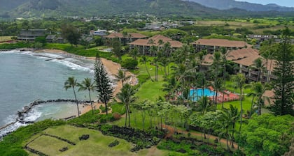 Lae Nani #222 - Wailua Beachfront with pool, tennis and amazing ocean views!