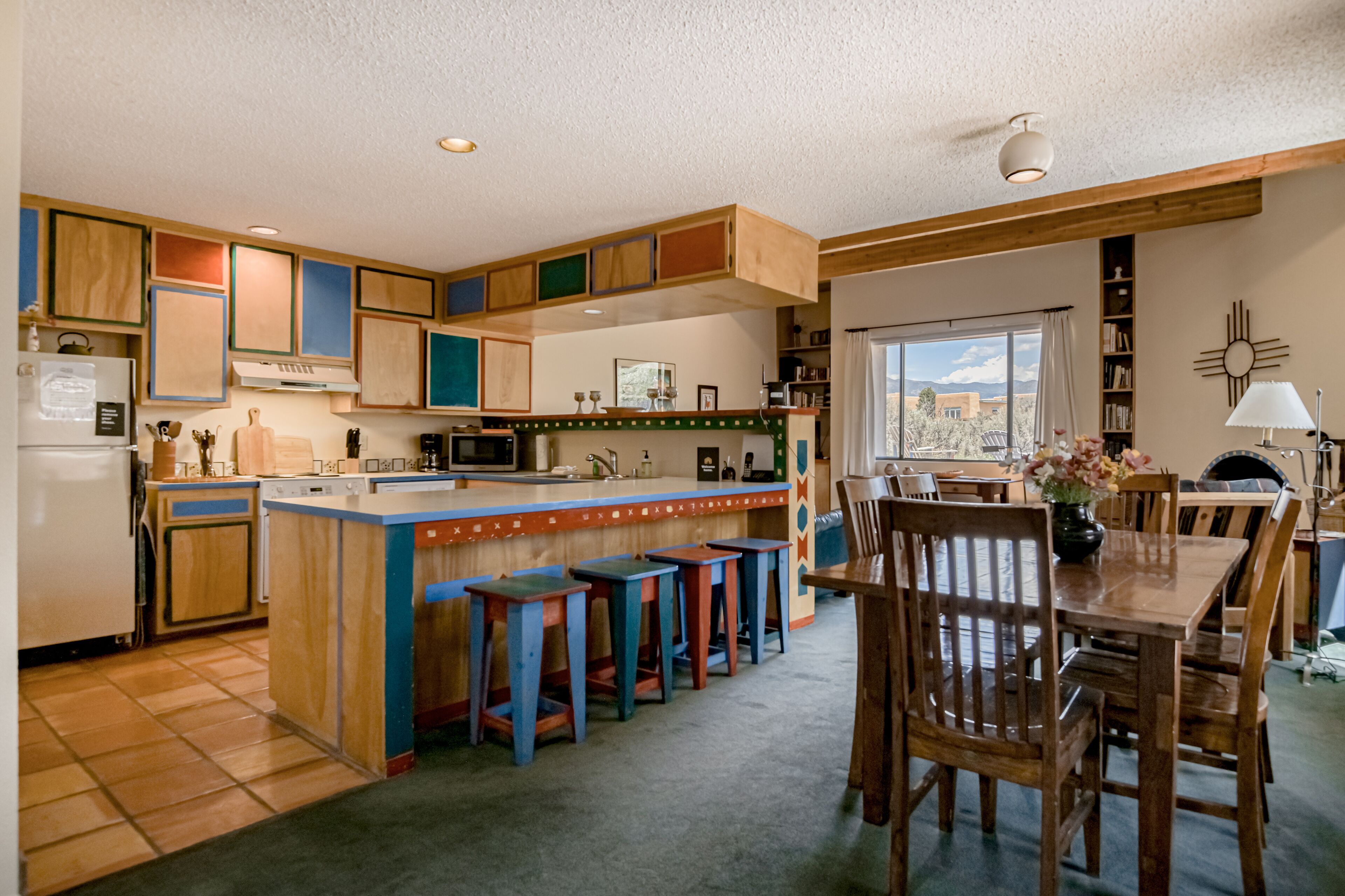 Two-Story Dog-Friendly Condo w/Private Patio, Free WiFi, Wood Fireplace, Views