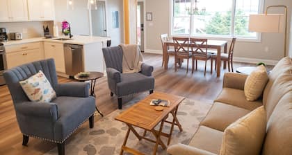 Downtown Lake View Condo -Unit 3