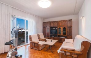Apartment | Living room