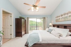 4 bedrooms, iron/ironing board, free WiFi, bed sheets