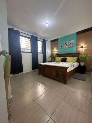 2 chambres, fer et planche à repasser, Wi-Fi gratuit, draps fournis