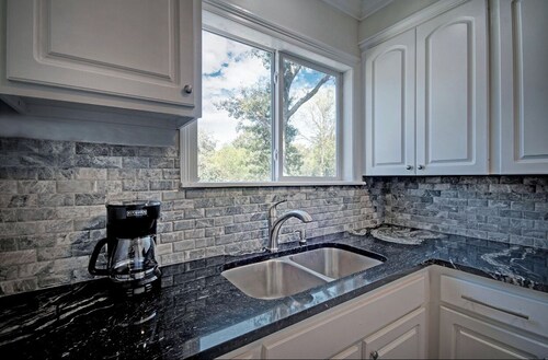 Fondren "Upper Level Style, Comfort and Luxury