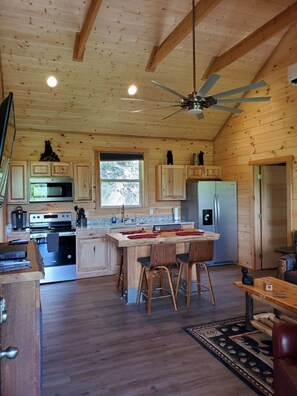 Fridge, microwave, oven, stovetop - Romantic Mountain Hideaway | Private Hot Tub, Robes, Firepit & King Suites (whittier)