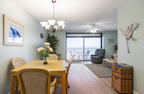 Dining - BEACHFRONT VACATION HOME (Indian Rocks Beach)