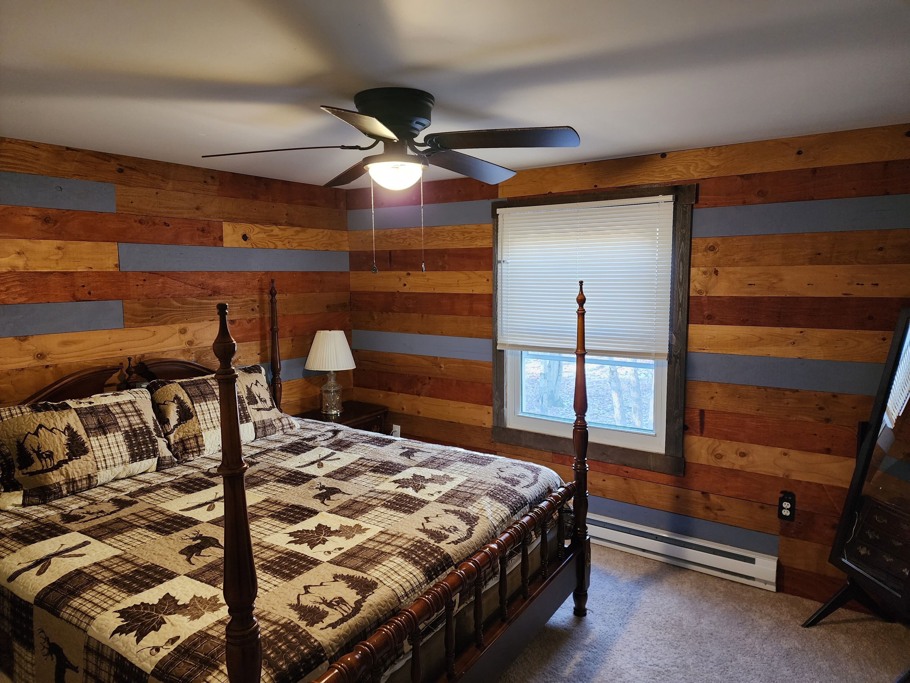 Close to all Pocono Attractions & New pictures of updates to house!