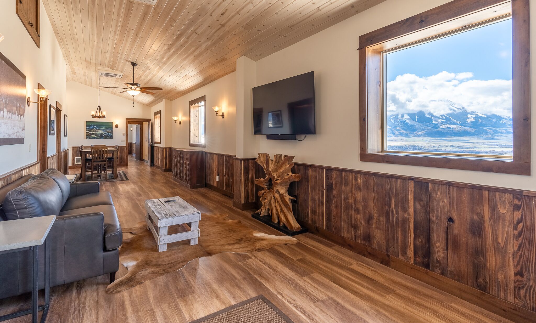 YELLOWSTONE MOUNTAIN PARADISE VALLEY VIEWS 2 BR Elk Suite