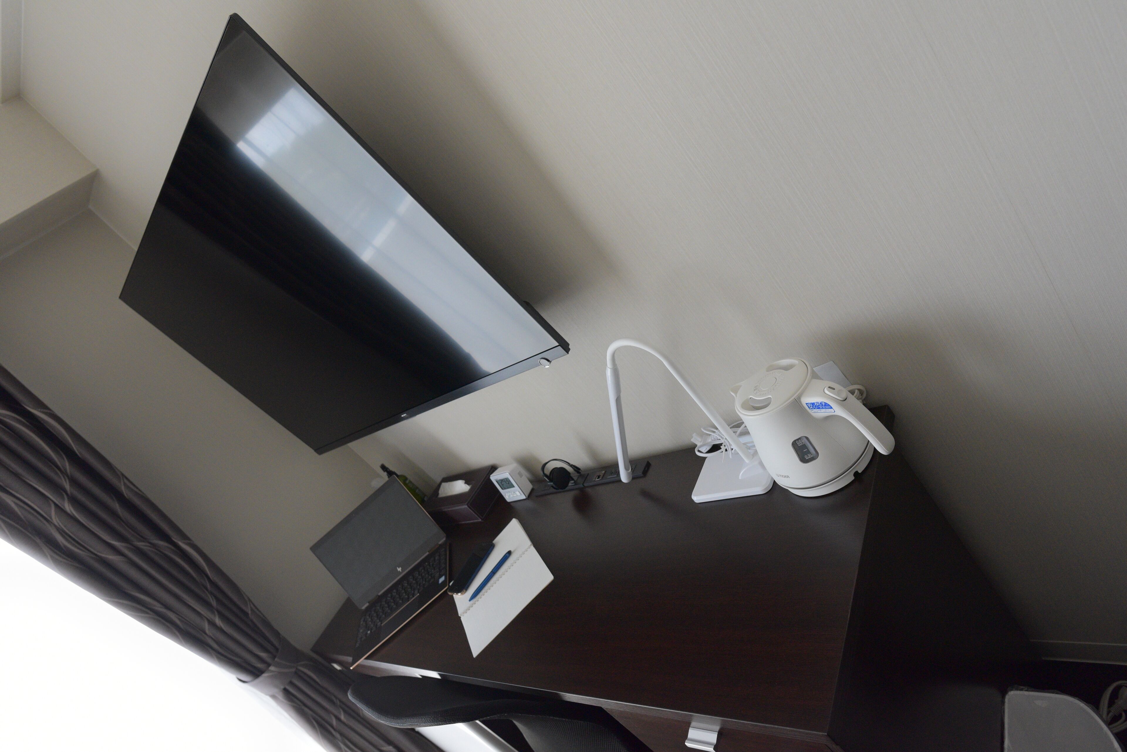 twin room, non smoking | 1 bedroom, desk, free wifi, bed sheets