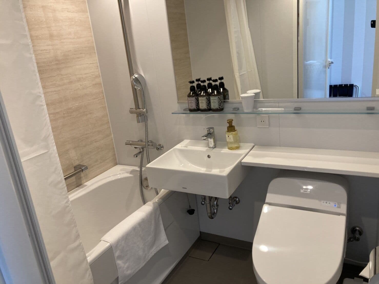 single room, non smoking | 1 bedroom, desk, free wifi, bed sheets