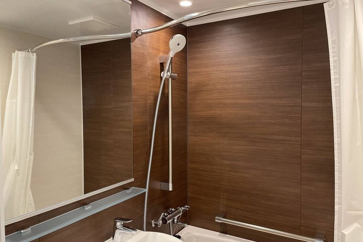 twin room, non smoking | 1 bedroom, desk, free wifi, bed sheets