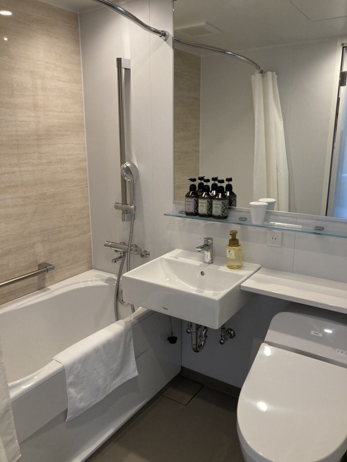 single room, non smoking | 1 bedroom, desk, free wifi, bed sheets